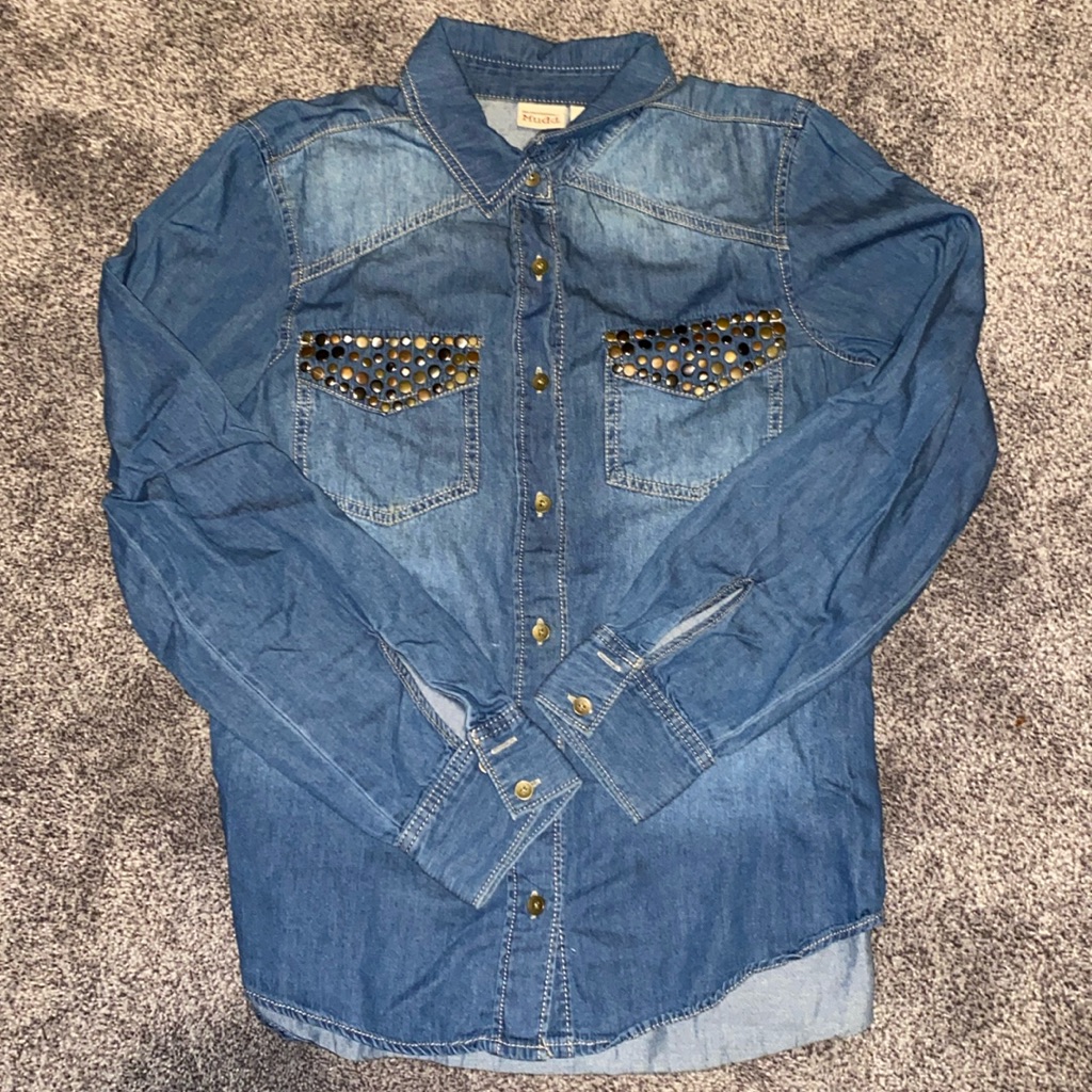 Mudd Chambray Button Down